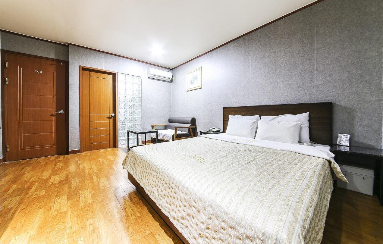 Valentine Motel Йонін Екстер'єр фото