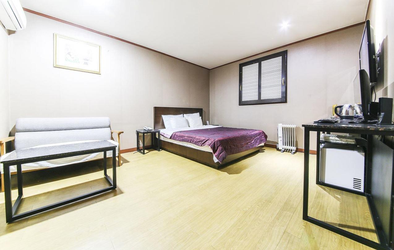 Valentine Motel Йонін Екстер'єр фото
